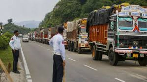 MHA asks states to ensure uninterrupted movement of trucks, says no separate passes needed