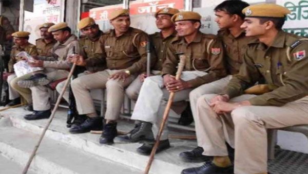 Police use force as 100 gather at Dargah in Rajasthan