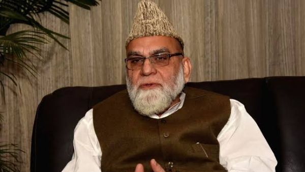 Shahi Imam of Jama Masjid urges all Muslims to pray from home, beat coronavirus