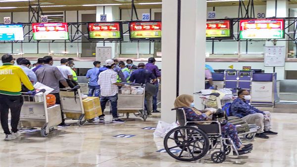 Institutional quarantine must for Kerala, Maharashtra travellers without negative RT-PCR report: BBMP