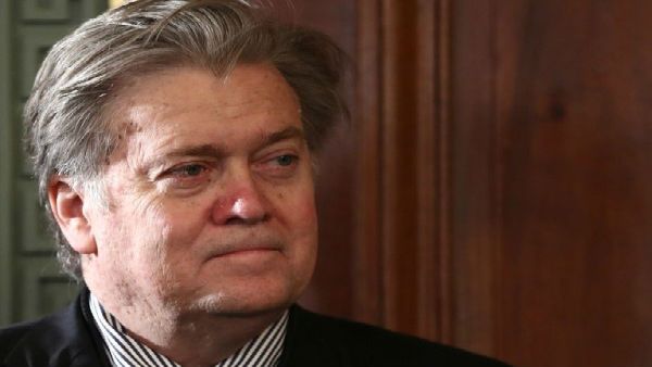 Former Trump advisor Steve Bannon charged in border wall scheme