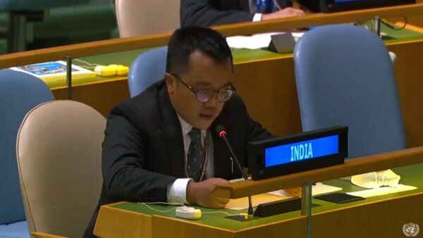 Watch: Indian delegate walks out of UN meet during Imran Khan's speech