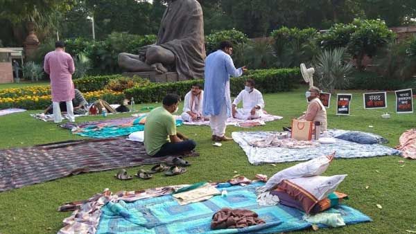 Humble mind, big heart says PM Modi after Harivansh serves tea to protesting MPs