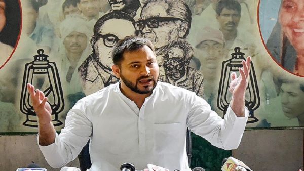 'Trump won’t come to accord special status to Bihar' : Tejashwi Yadav