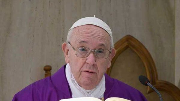 Pope denies resignation rumours, hopes to visit Kyiv, Moscow