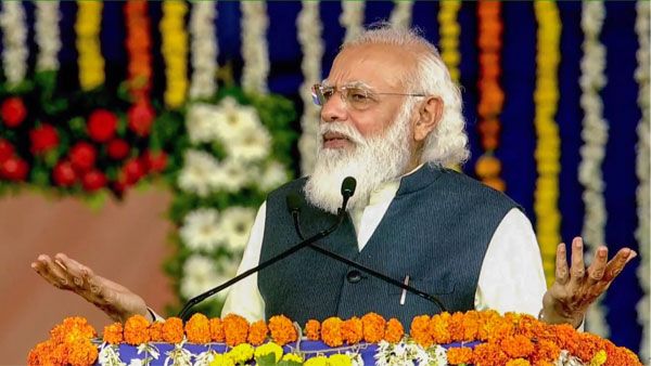 After Shastri in 1964, PM Modi first PM to attend AMU event