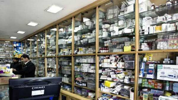 Fake: Govt has not permitted pharmacists to open clinics and prescribe medicines