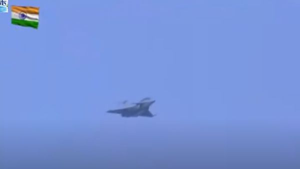 Republic Day: Watch the mighty Rafale do the ‘Vertical Charlie’