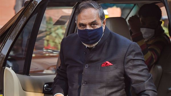 Know your facts Anand Sharma: Congress vs Congress spat goes further public