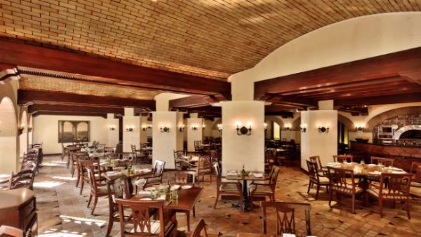 Restaurants Association questions legal basis for ban on service charge in food bills