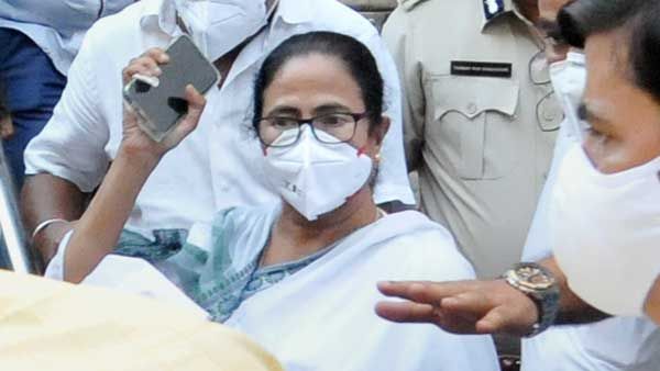 In Narada plea, CBI cites terror created by Mamata Banerjee’s presence