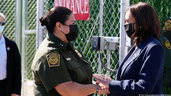 US: Kamala Harris visits Mexico border