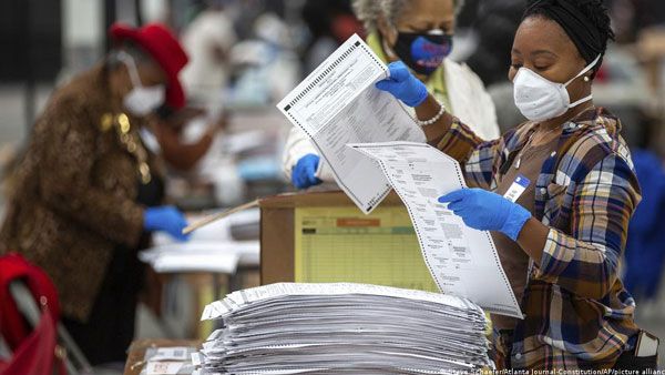 US Senate Republicans block debate on voting rights