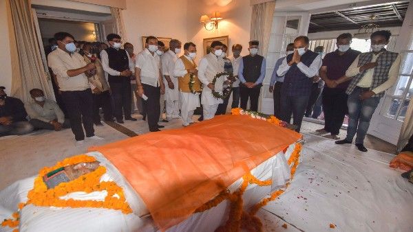 JP Nadda, Rahul Gandhi to pay tributes to Virbhadra Singh in Shimla today