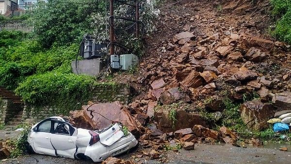 Himachal Pradesh: 175 tourists stuck in Lahaul-Spiti after cloudburst, landslides; rescue ops on