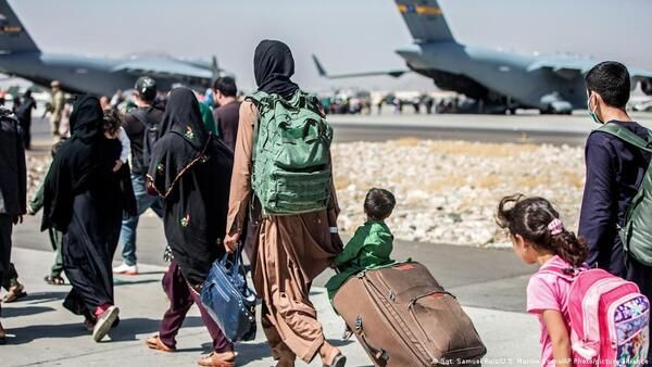 Half a million more may flee Afghanistan, says UNHCR