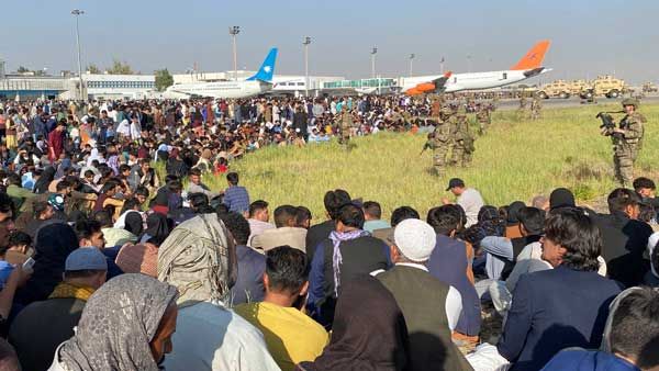 7 Afghans killed in chaos at Kabul airport