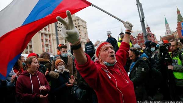 No place for peaceful protest in Russia: Amnesty