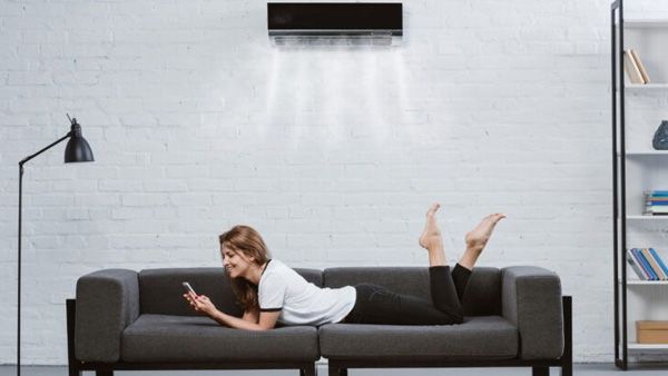 5 Reasons to Service Your Air Conditioner Regularly