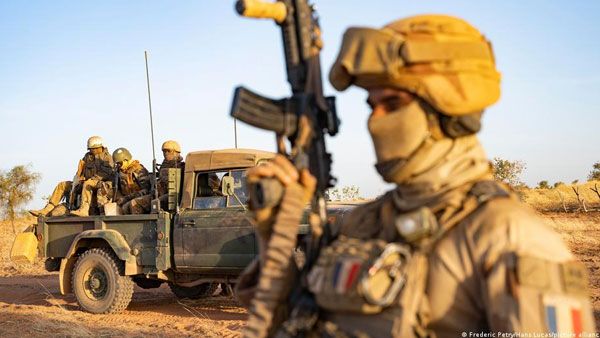 French soldiers kill Islamic State leader in Western Sahara