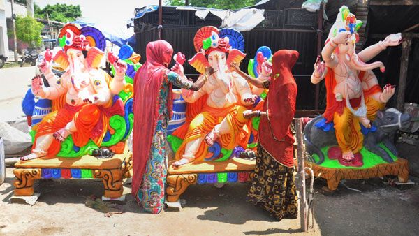 Withdraw restrictions on height of Ganesha idols: Karnataka Congress chief to govt