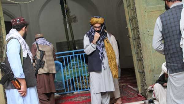 Ghaznavi established Muslim rule, smashed idol of Somnath says Haqqani after visiting his tomb