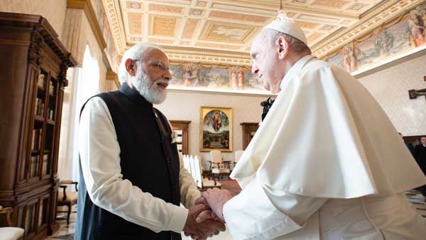 Ahead of Diwali, Vatican sends message of interreligious solidarity