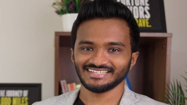Akshay Hallur is a digital entrepreneur astounding the world of victory