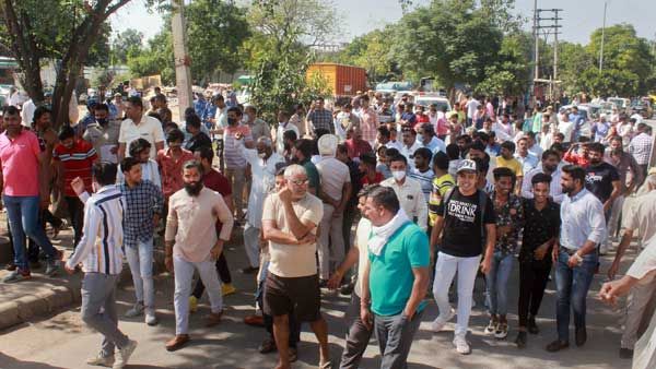 Open namaz in Gurgaon blocked: Protester say they are making volley ball court