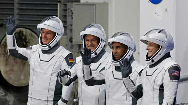 SpaceX launch: Four astronauts finally head to ISS