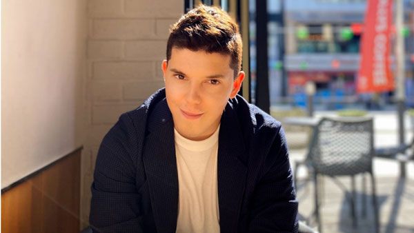 Deniz Guney: A Rising Star in Mobile App Development