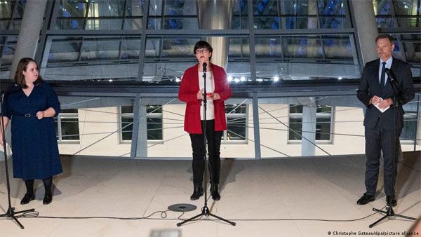 Germany unveils measures to tackle high energy prices