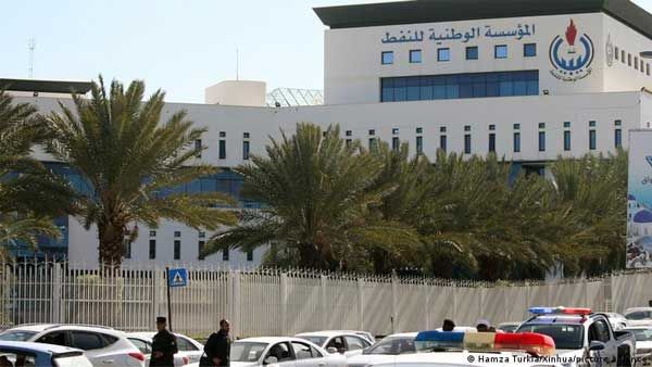 Libya firm forced to close major oil field