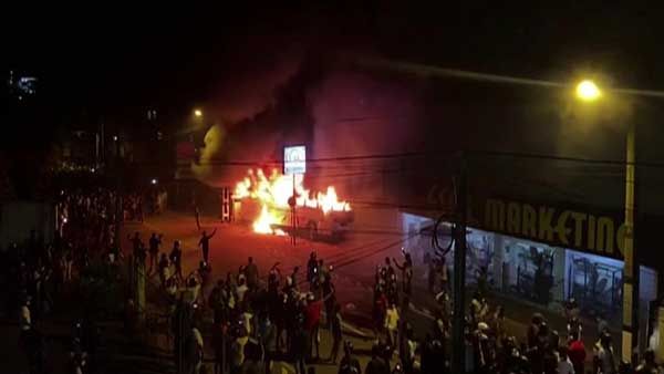 Sri Lanka economic crisis: Police arrests 54, curfew lifted