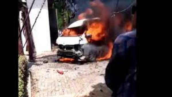 WATCH: Suicide bomber blows herself up in Karachi, 3 Chinese killed