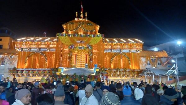 Badrinath Dham portals to close for winter session today