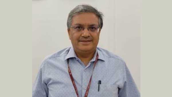 Top level reshuffles at IT, Cooperation ministries