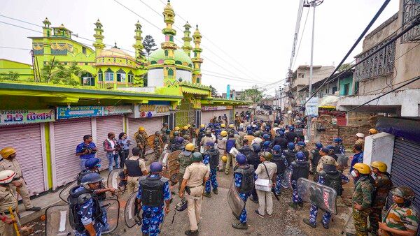 Prophet remarks row: Internet shut in 2 Howrah, Murshidabad amid unrest