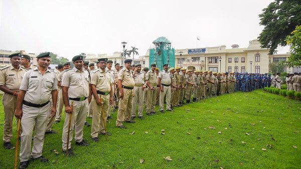 Fact check: Is Centre planning to privatise the police?