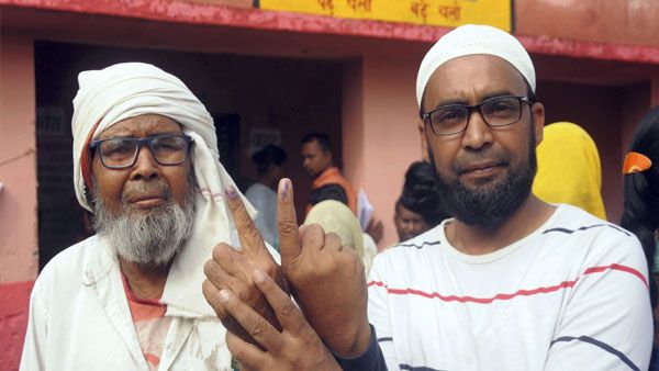 Sluggish voting in SP's bastions Azamgarh, Rampur