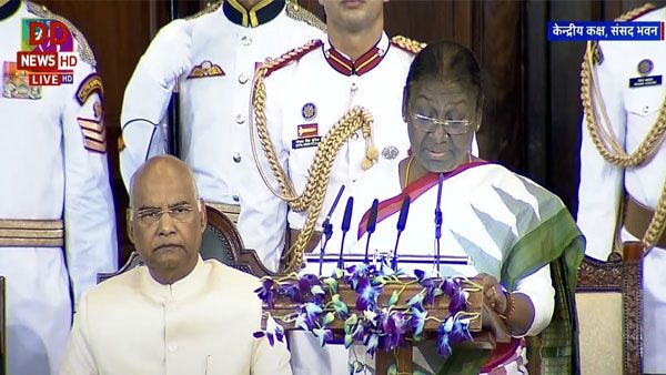 Draupadi Murmu takes oath as India's 15th President