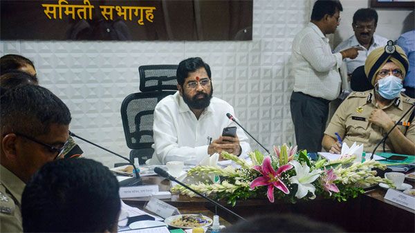 Maharashtra CM Shinde attends to woman cop who fell on duty