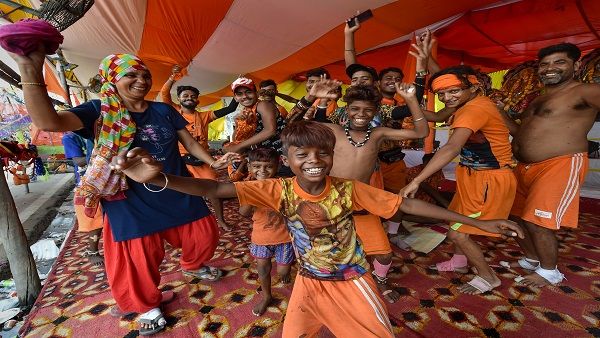 Kanwar Yatra 2022 in Pics