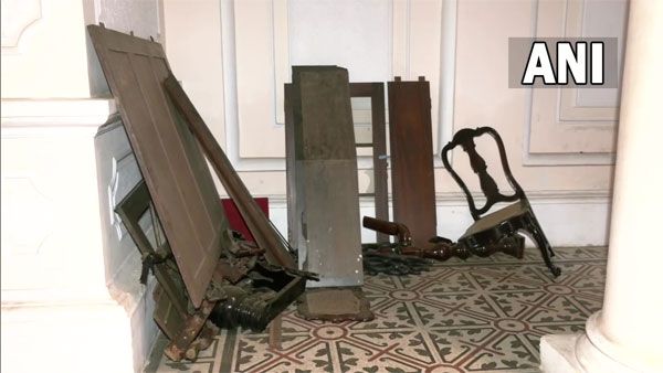 Sri Lanka President Palace damaged, ransacked after mass influx [See Pics]