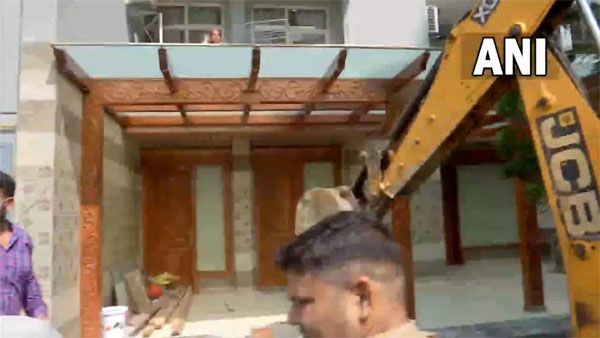 Noida authorities demolish illegal structures by self-acclaimed BJP man Shrikant Tyagi
