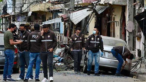 Ecuador: Five people killed in explosion
