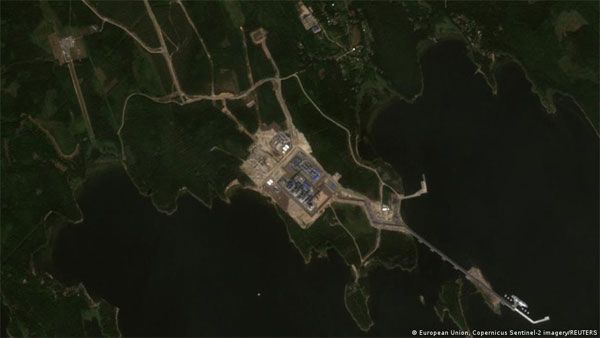 The environmental cost of gas flaring