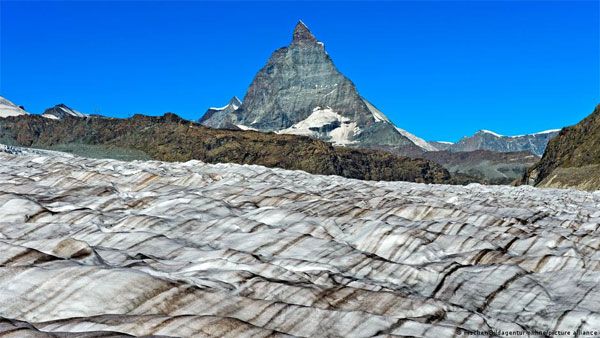 Body of German man missing for 32 years found on glacier
