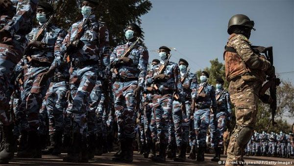 Mali in mourning after attacks kill dozens