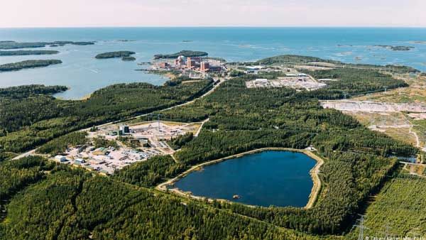 Finns embrace nuclear waste